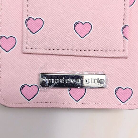 Madden Girl Purse Bag Womens Wallet Crossbody Pink Heart Coquette Cutecore New - Picture 3 of 8